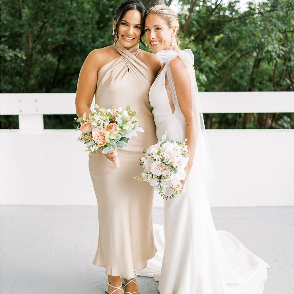 Show me your mumu jasmine halter midi Champagne Luxe Satin